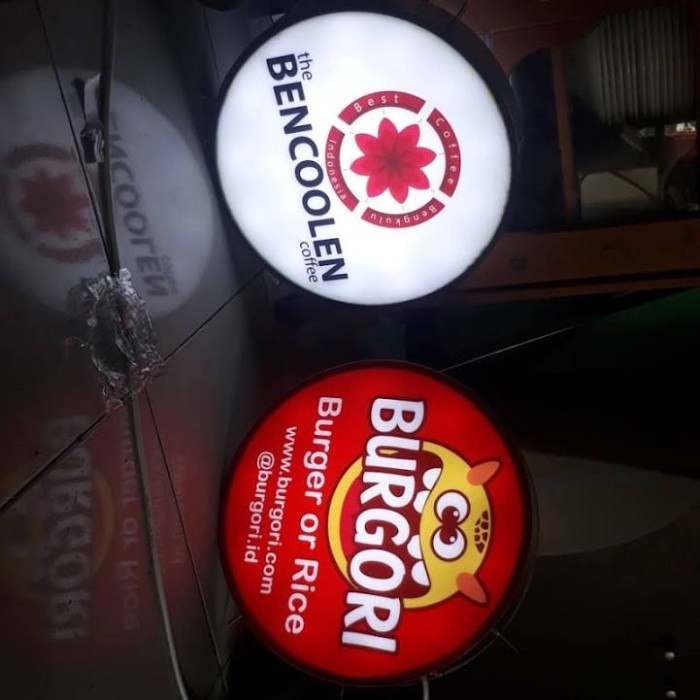 

Neon Box bulat diameter 40 cm