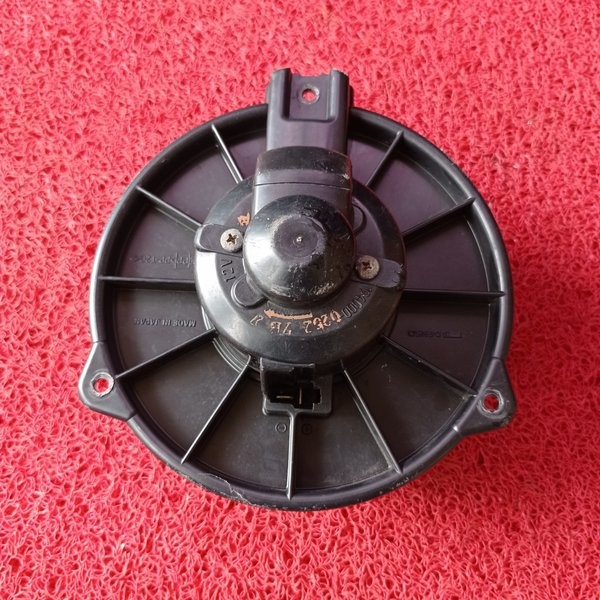 (Bekas) Motor Blower Kipas Ac Mitsubishi Galant Hiu Lele Copotan