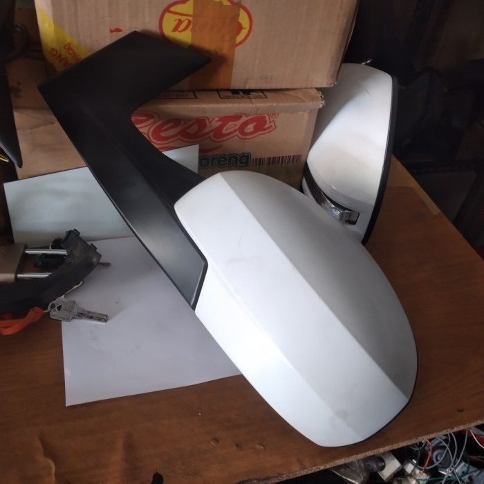 SPION ERTIGA KIRI -KACA SPION SUZUKI ERTIGA