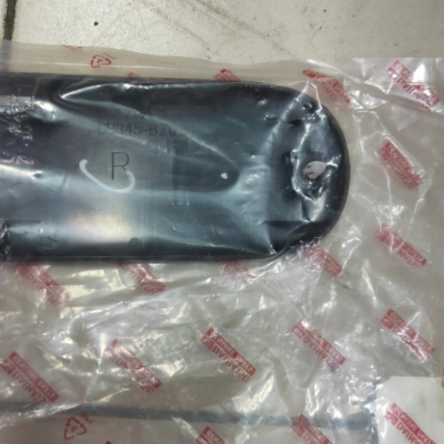 Cover pintu sliding original Daihatsu luxio