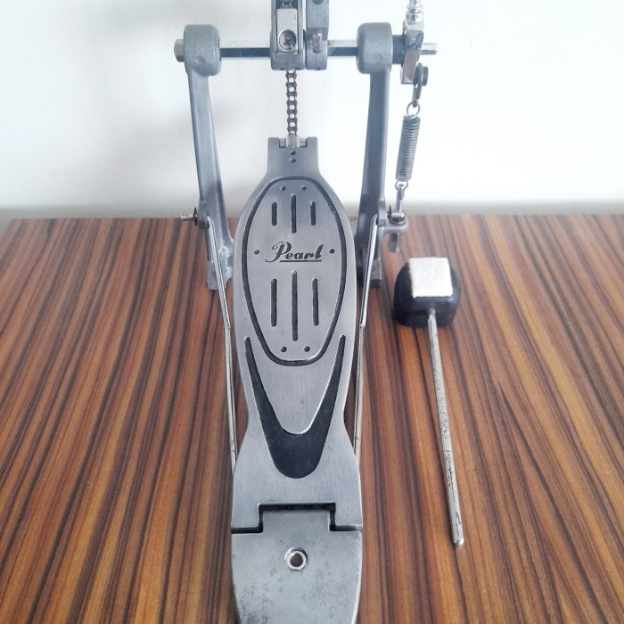 SINGLE PEDAL DRUM PEARL BAGUS