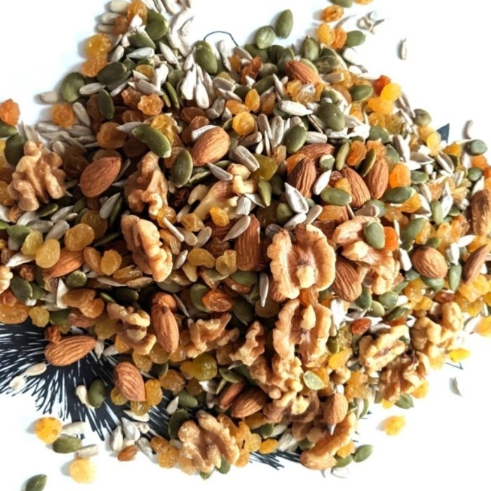 

Trailtrail Mix (Sunflower, Pumpkin Seeds, Almond, Raisin,Walnut 500Grm Terbaru