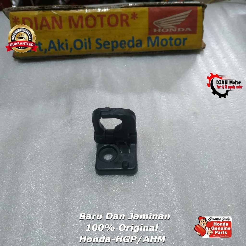 AHM 81132K41N00 GANTUNGAN BARANG SUPRA125FI ORIGINAL