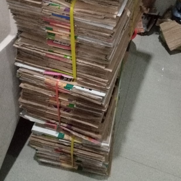 

Kardus bekas minuman untuk packing