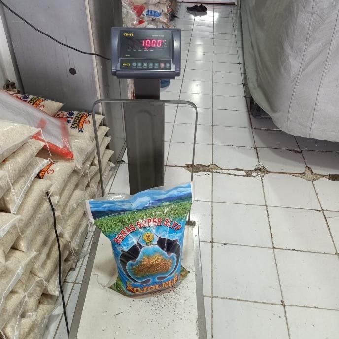 

TERSEDIA BERAS ROJOLELE SUPER 10 KG - GOSEND GRAB