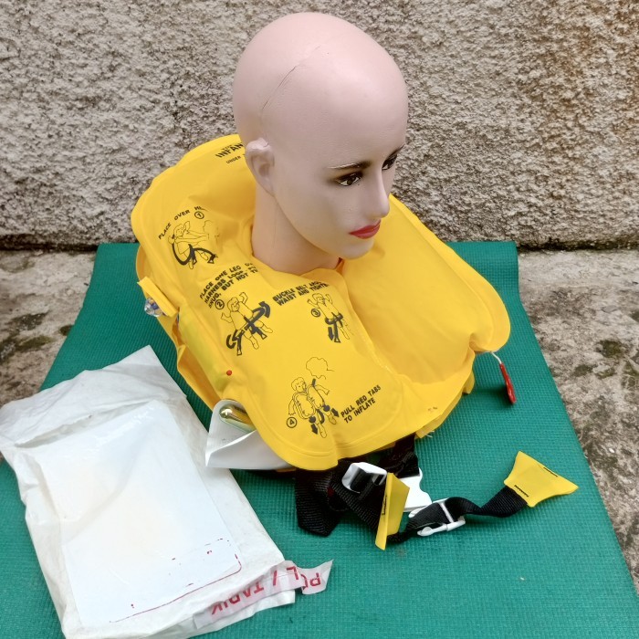 pelampung anak/lifevest infant di laut sungai eks aircraft/pesawat LANGSUNG KIRIM