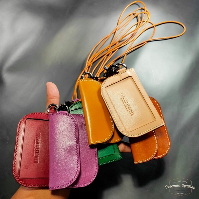 

FREEMAN ID Card Holder Plus Card Case. Name Tag Leather. Kulit Asli