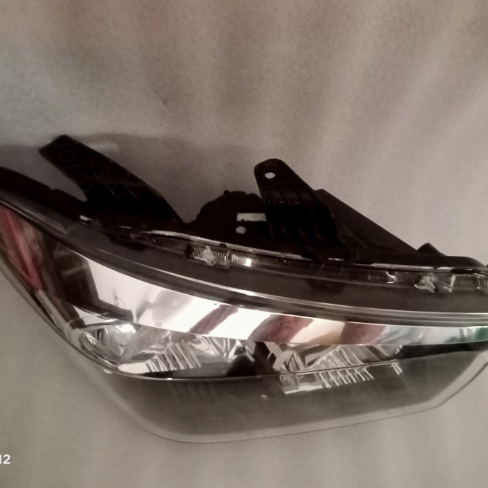 Head lamp Headlamp Lampu depan kanan Wuling Confero S