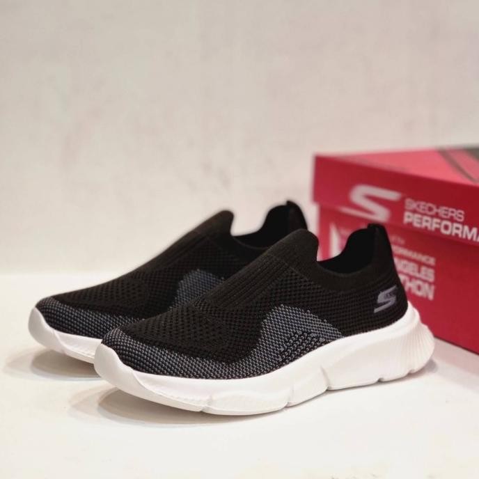 SEPATU ANAK LAKI-LAKI PEREMPUAN SLIP ON SKECHERS SLOP HITAM PUTIH