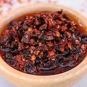 

Mala Chili Oil 500 gr PEDAS WANGI Minyak Cabe Dimsum Sambal Cabai BS86