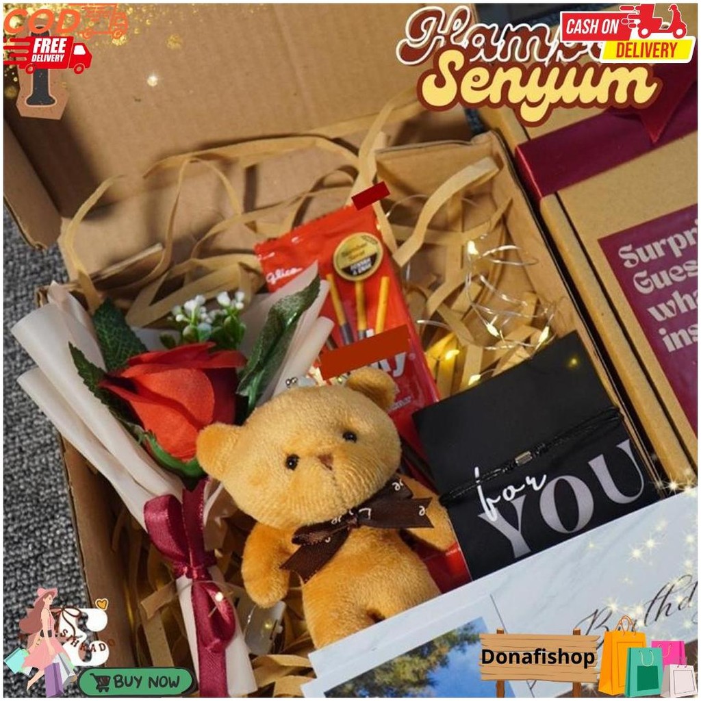 

Hampers Snack Box Jajan Cokelat Kado Ulang Tahun Wisuda Hadiah Pacar Gift Box Buket Premium Spesial Skripsi Sempro Valentine Hari Guru Hari Ibu Anniversary Cewek Cowok Set Kado Murah Meriah Unik Bermanfaat Berkasih Kado Senyum D Sale