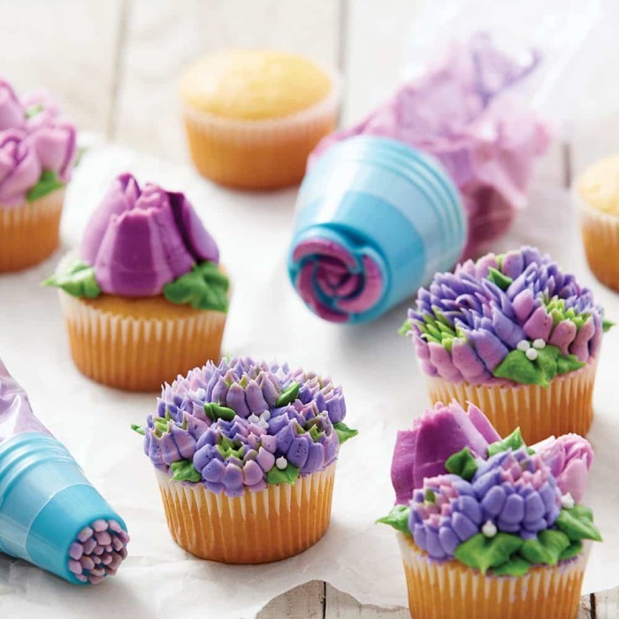 

Wilton Easy Blooms Tip Set 4Pcs (Russian Spuit)