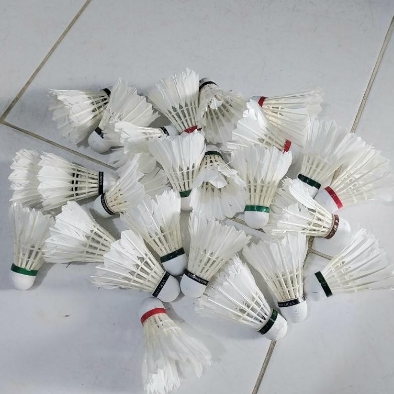 KOK BULUTANGKIS Kok Bulu tangkis bekas shuttle cock untuk tepok tepok harga eceran