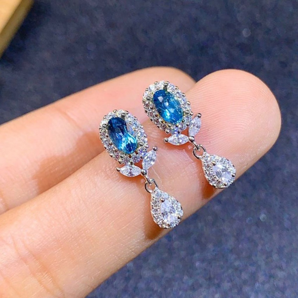 Anting-Anting Topaz Biru Laut Tiruan Berlian Penuh Mewah Cerah Sangat Indah