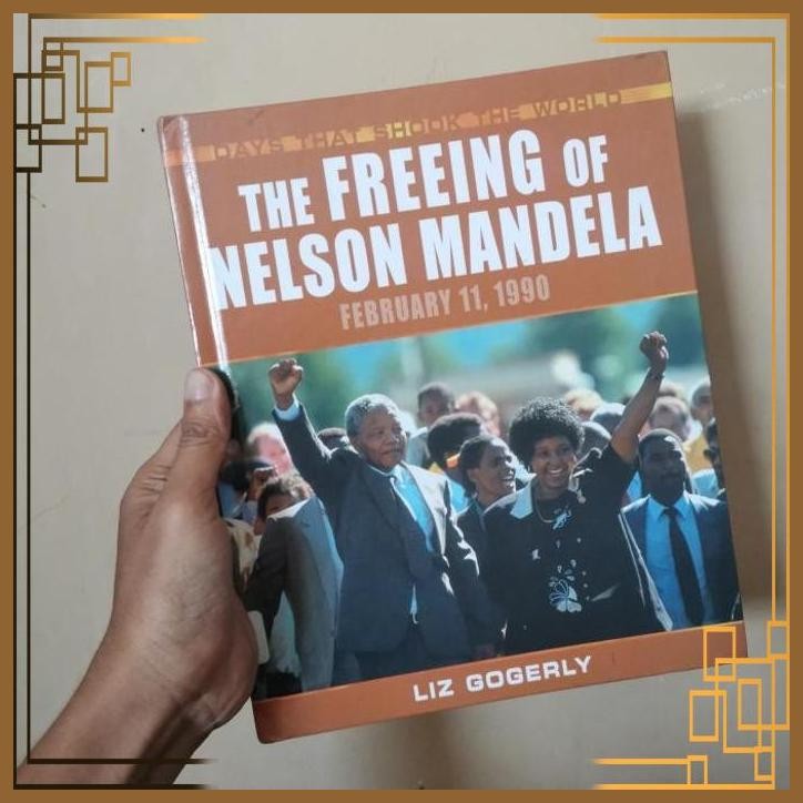 

[ADG] Buku Import The freeing of Nelson Mandela february 11 1990