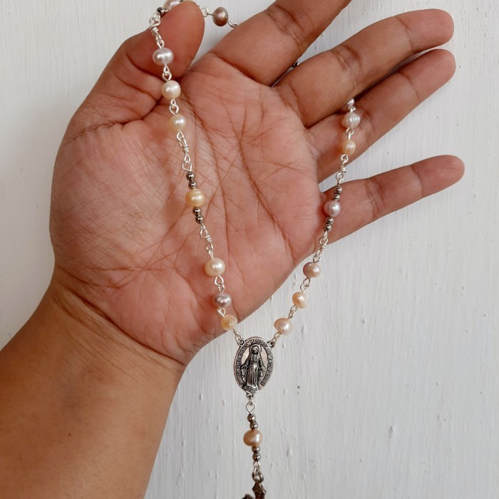 Azzatun - Rosario Api Suci/ Rosary Mutiara Air Tawar Asli