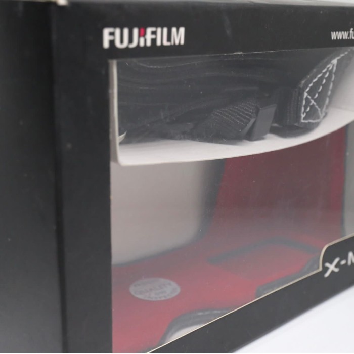 Halfcase Fujifilm X-M1 (Bekas)