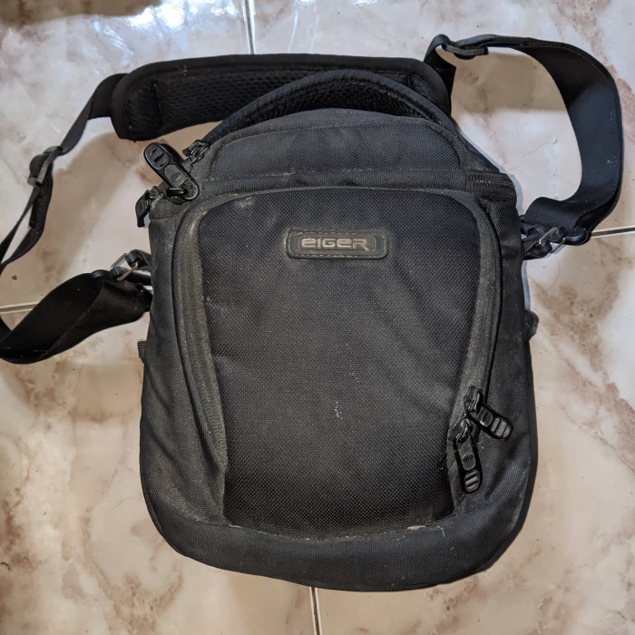 Tas Kamera Dslr Mirrorless Selempang Eiger (Laik Pakai)