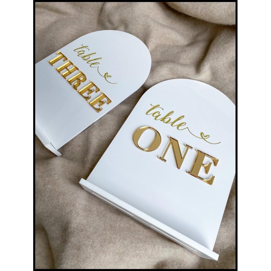 

GRATIS ONGKIR NOMOR MEJA AKRILIK, NOMOR MEJA AKRILIK CERMIN, NOMOR MEJA 3D - 21*15 CM !!