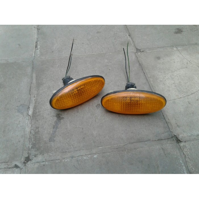 Lampu.Sein Fender Nissan Serena C23 (2Nd)