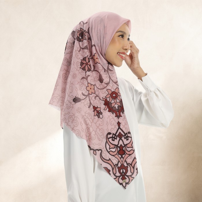 Umama Scarf - Kerudung Motif Segi Empat Paris Olive Motif Lc (1) #Original