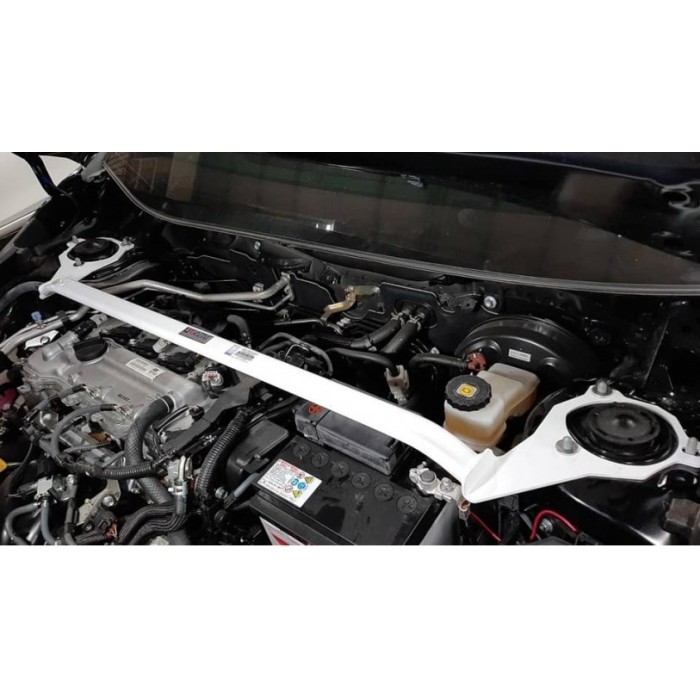 BEBAS ONGKIR - Aksesoris Stabiliser Strutbar ULTRA RACING Frontbar Corolla Cross 20+