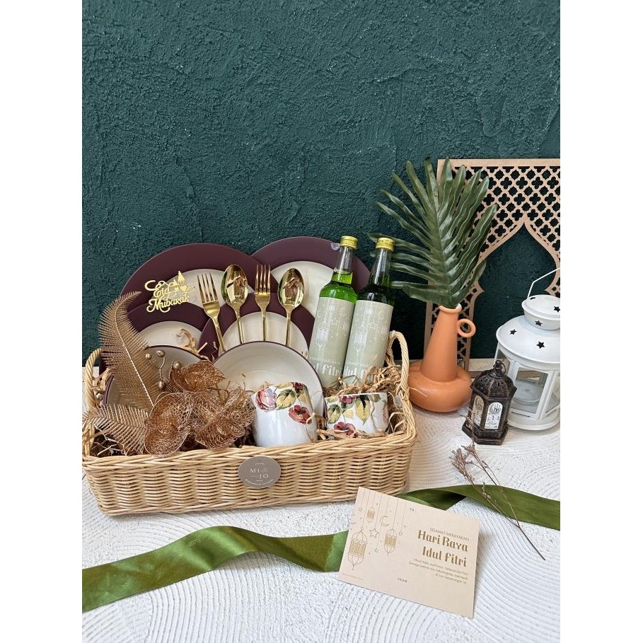 Hampers Lebaran / Hadiah Lebaran / Parcel set piring keramik