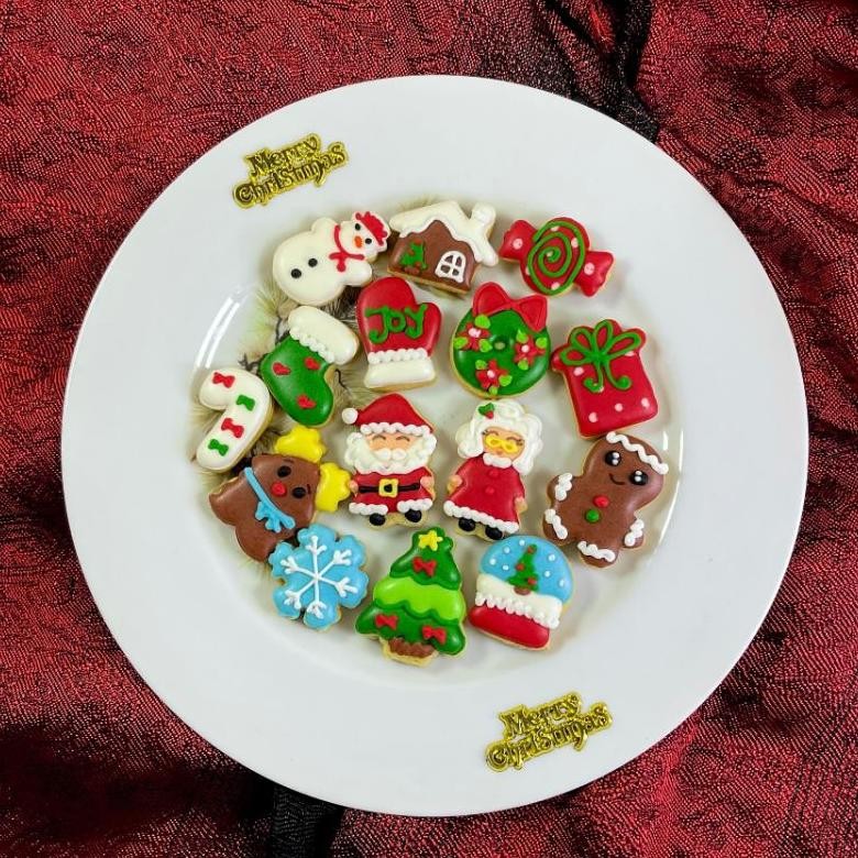 

CR - KUKIS HIAS, KUKIS KARAKTER NATAL 250 gr TERLARIS