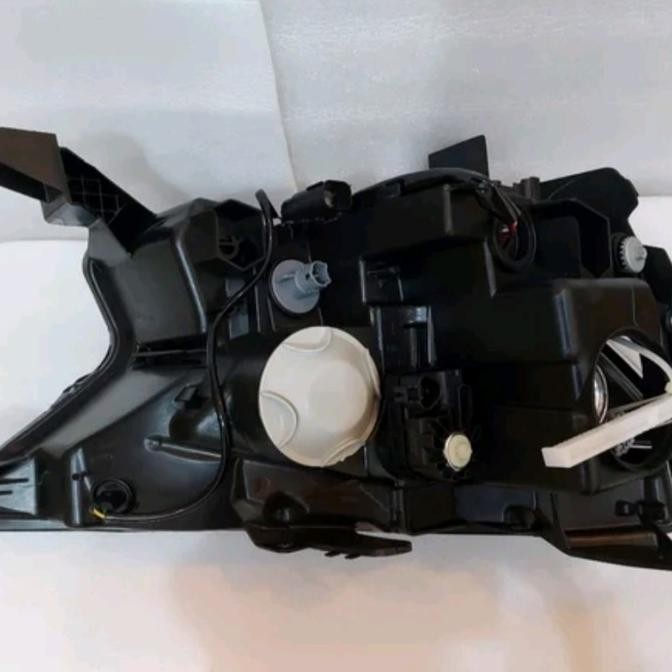 [ P & G ] FORD RANGER T7 T 7 2016 2017 2018 HEADLAMP HEAD LAMP LAMPU BESAR DRL