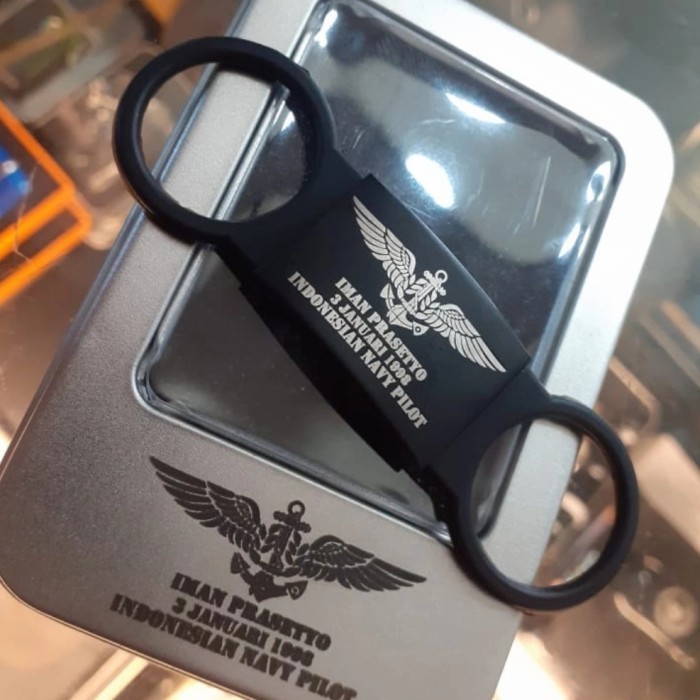 

ID TAG WATCH WING PENERBAL NAVY PILOT