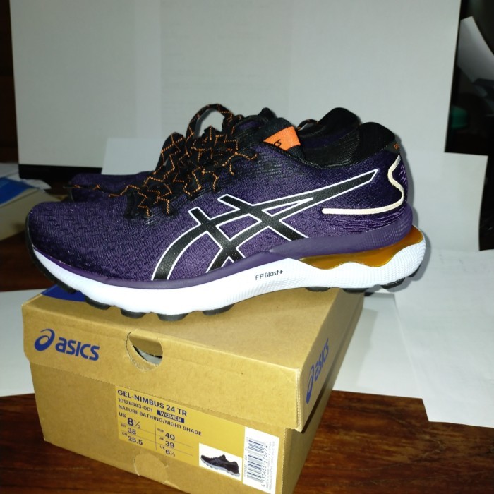 Asics Gel-Nimbus 24 TR Women's Running Shoes