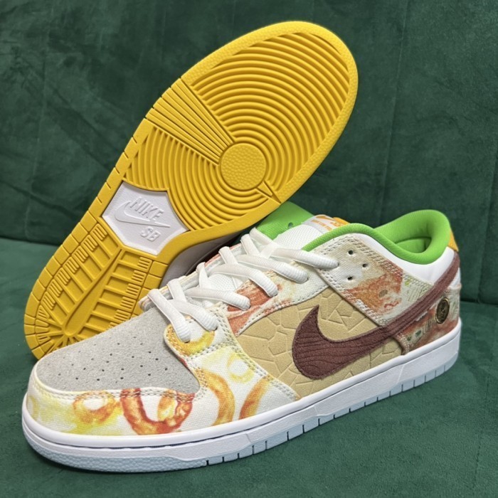 Nike SB Dunk Low Street Hawker