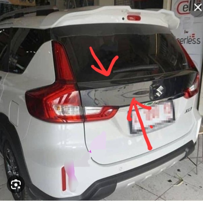 GARNISH BAGASI GARNISH BACK DOOR SUZUKI ERTIGA XL 7 WR HITAM ORIGINAL
