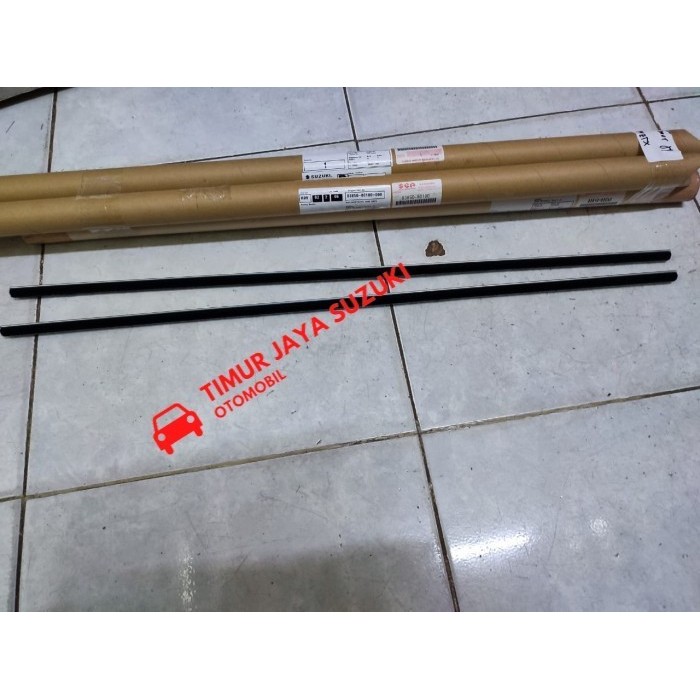 Pelipit Pintu/ kaca depan Luar / dalam katana Asli SGP