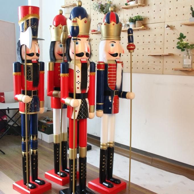 

Sale! Nutcracker Kayu Jumbo 180Cm 150Cm 120Cm Dekorasi Patung Nutkraker Kayu
