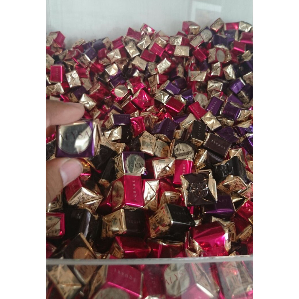 

Ready Stok - Coklat Arab "Alysa" Oleh2 Haji Dan Umroh 1Kg