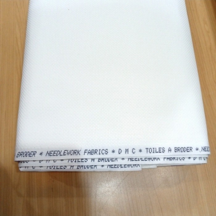 Kain Kristik Dmc 50X80Cm 14Ct Blanc