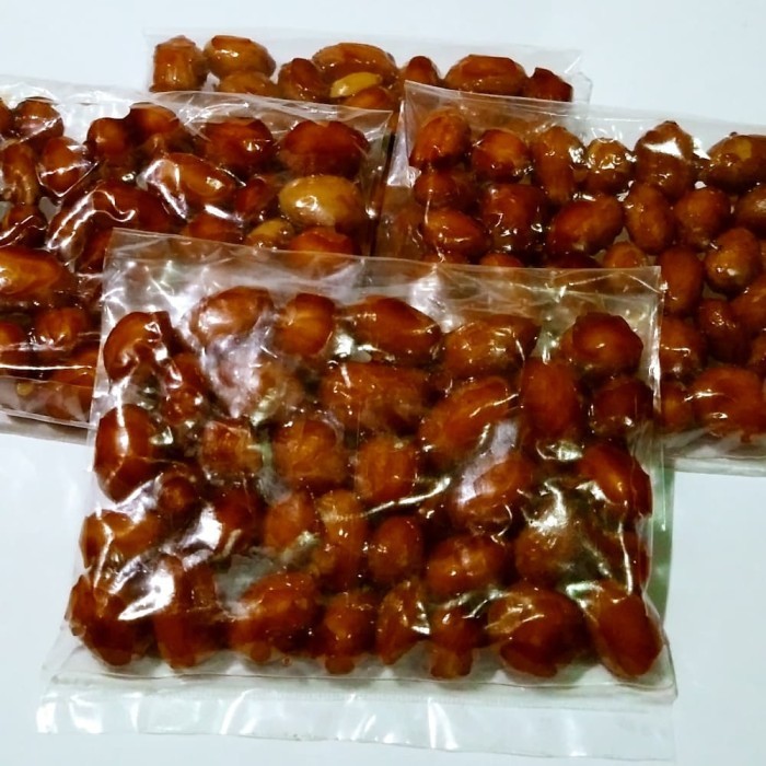 

TERBATAS kacang pedas / kacang pedes / camilan kacang /kacang goreng /kcg pedes
