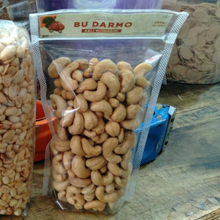 

NEW Kacang mete mede goreng bu darmo 250gr