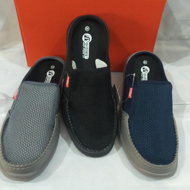 Sepatu Sandal Selop Karet Pria Ardiles Chester