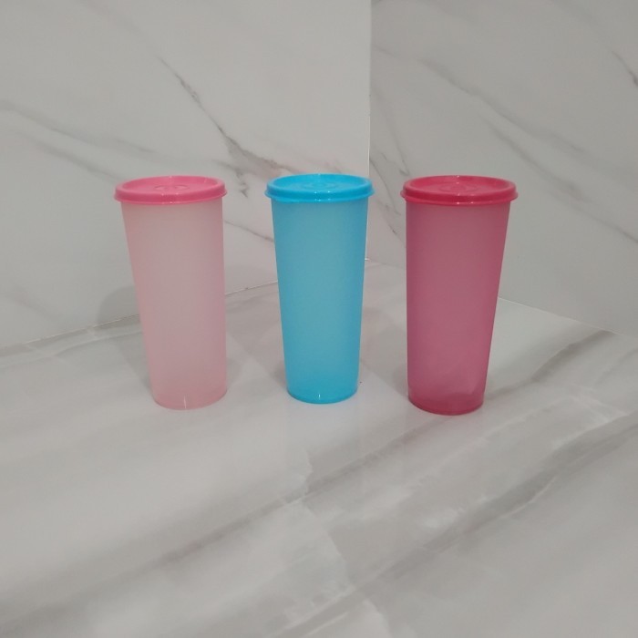 TUPPERWARE GIANT TUMBLER 470 ML