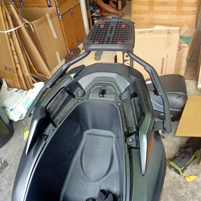 BREKET BRACKET BOX ADV160 BEHEL BOX ADV 160 ADV160 DUDUKAN BOX ADV160