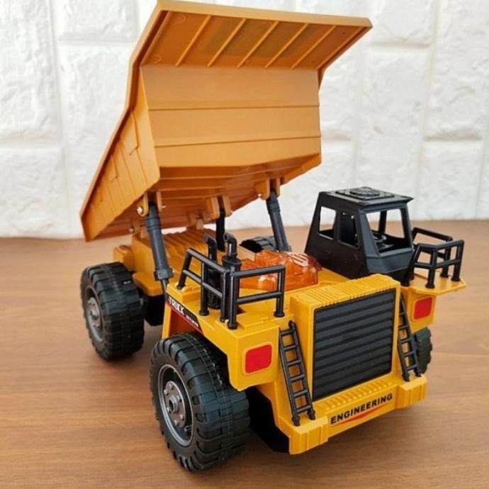 RC Dump Truck Tambang Besar Remote Control 24 GHz - Mainan Mobil Remot Kontrol Truk Muatan Pasir Rad