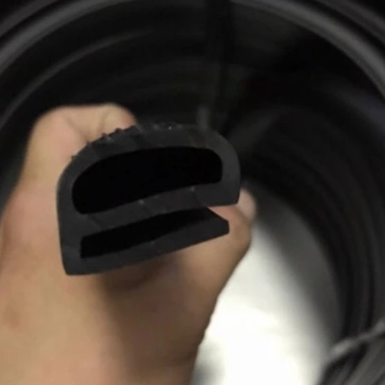 KARET PINTU LIS E PENDINGIN COLD STORAGE KULKAS HITAM