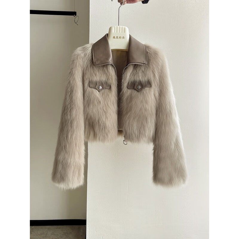 Autumn and Winter2024New Socialite Chanel Fur Women's Short Square Collar Imitation Fox Fur Long Sle
