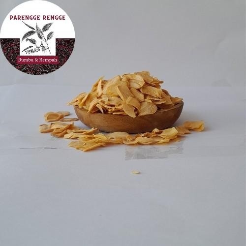 

Fried Garlic Slice - 500Gr / Bawang Putih Iris / Bawang Putih Goreng