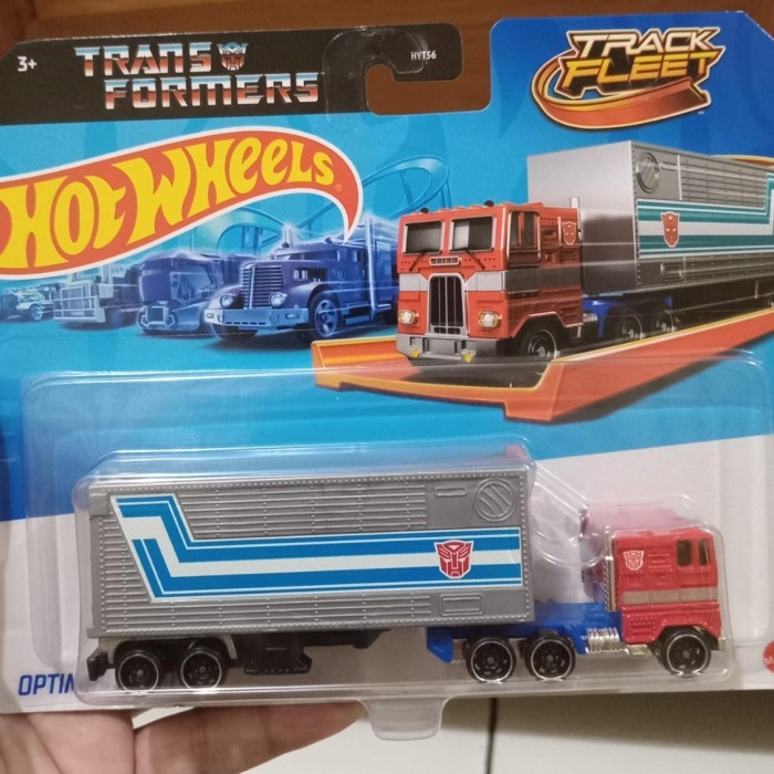 Hot Wheels Track Fleet Optimus Prime