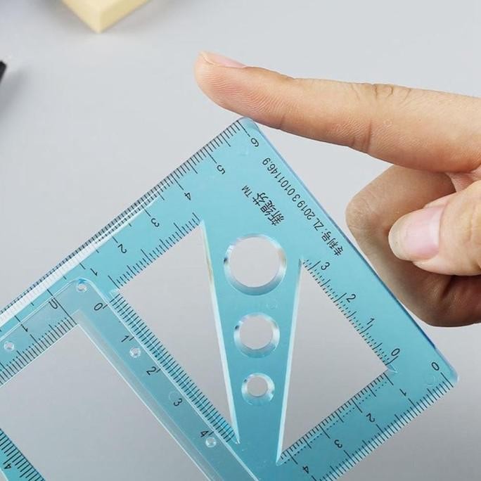 

Penggaris Geometris Pasokan Arsitek Untuk Pelajar TPA