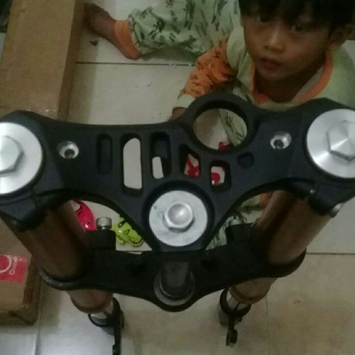 Segitiga Atas Bawah Usd New R25