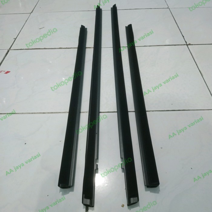 Pelipit Kaca Honda Jazz Ge8 Original